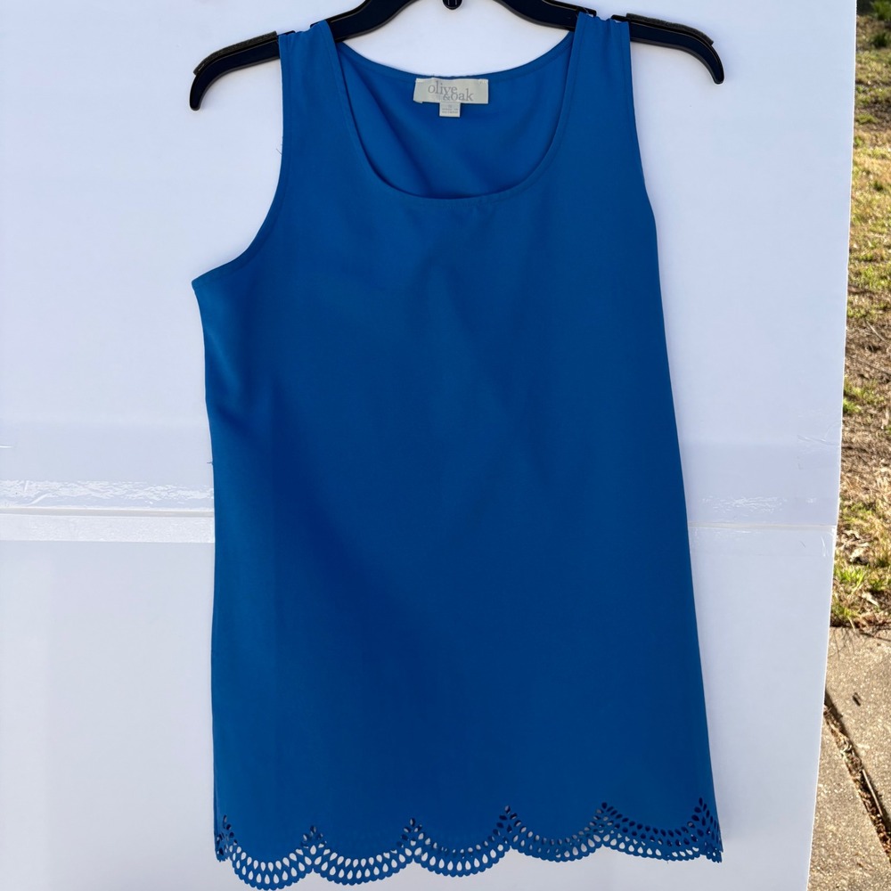 Olive & Oak Royal Blue Sleeveless Blouse Scalloped Laser‎ Cut Hem Top Small